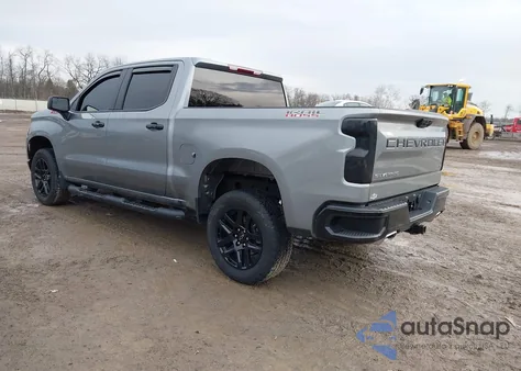2025 Chevrolet Silverado 1500 4Wd Short Bed Lt Trail Boss z USA, uszkodzony, nr VIN 3GCUKFED2SG112971
